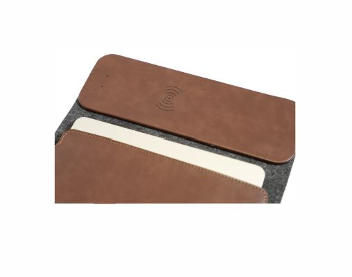 The laptop bag comes in five different colors and has a pocket for storing notes and paper._thumbnail_2